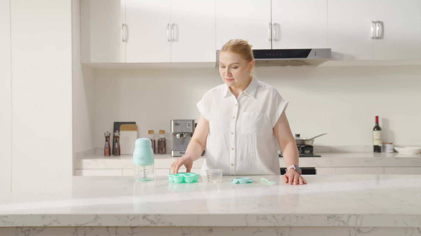 8-Blade Stainless Steel Blade Baby Food Maker Set with Easy-Clean Blender, Food Processor & Containers - Heavy-Duty Corded Electric Baby Food Maker with 8-Blade Blade, Containers & Green Base - Ideal For Fruits, Vegetables